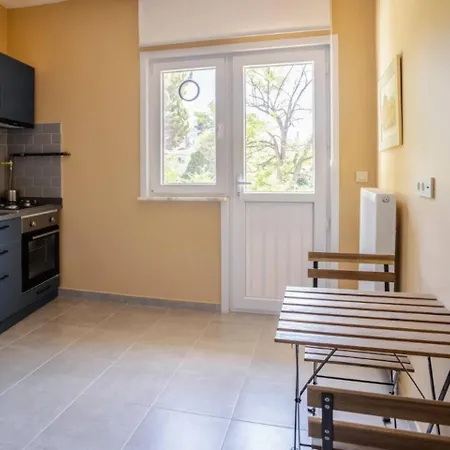 Charming New 1bd - Close To Shoreline! #395 Apartamento Estambul